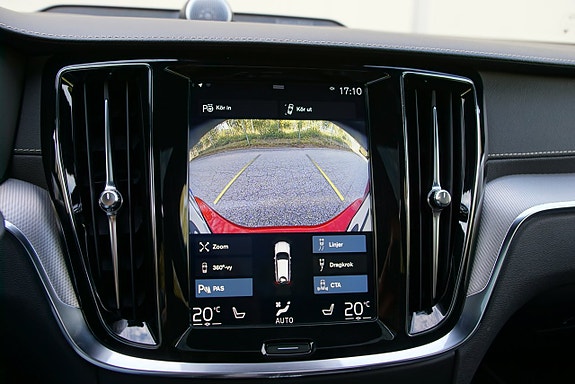 Volvo V60 26 of 30
