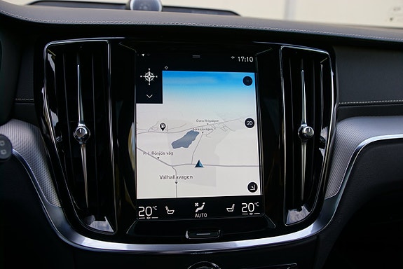 Volvo V60 25 of 30