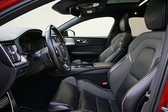 Volvo V60 17 of 30