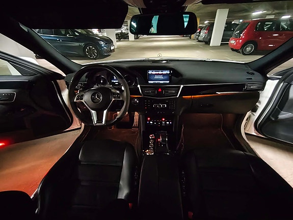 Mercedes-Benz E63 5 of 10
