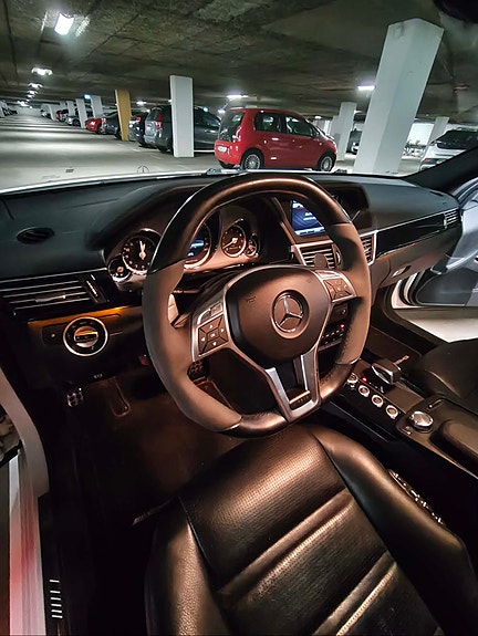 Mercedes-Benz E63 10 of 10