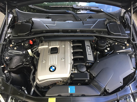 BMW 325i 10 of 10