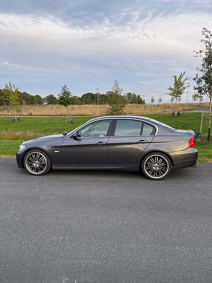 BMW 325i 6 of 10