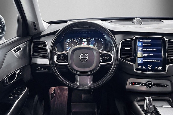 Volvo XC90 6 of 13