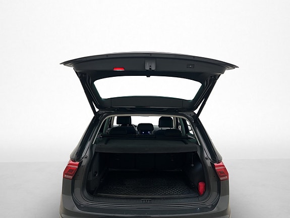 Volkswagen Tiguan 27 of 28