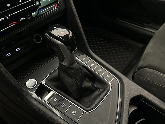 Volkswagen Tiguan 23 of 28