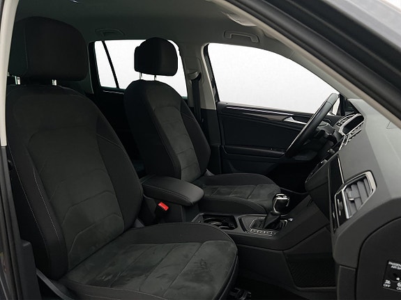 Volkswagen Tiguan 11 of 28