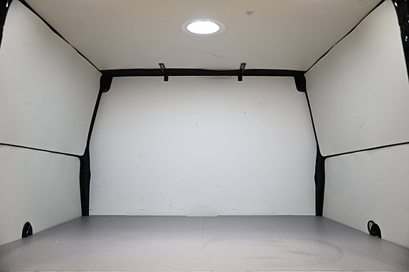 Ford Transit Custom 15 of 30
