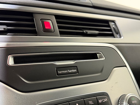 Volvo XC70 17 of 18