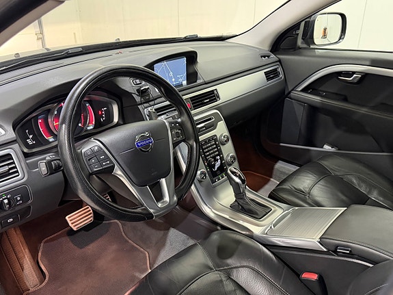 Volvo XC70 10 of 18