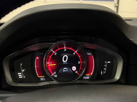 Volvo XC70 18 of 18