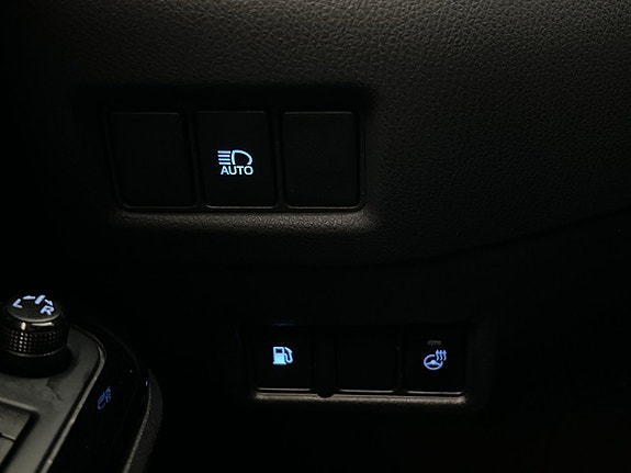Toyota C-HR 30 of 30