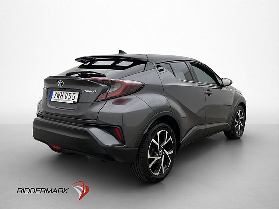 Toyota C-HR 8 of 30