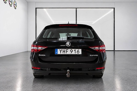 Skoda Superb 6 of 26