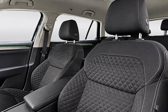 Skoda Superb 12 of 26
