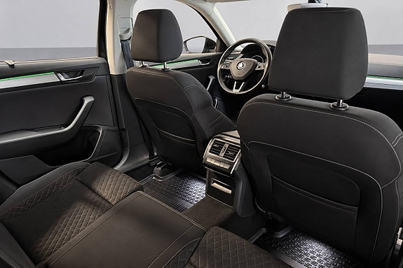 Skoda Superb 14 of 26