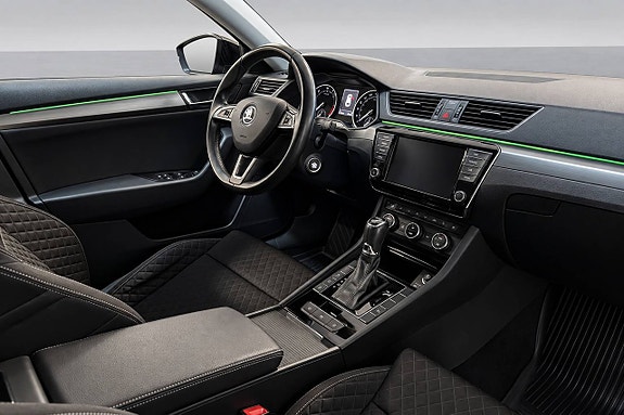 Skoda Superb 15 of 26