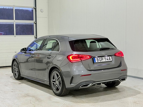 Mercedes-Benz A180 3 of 22