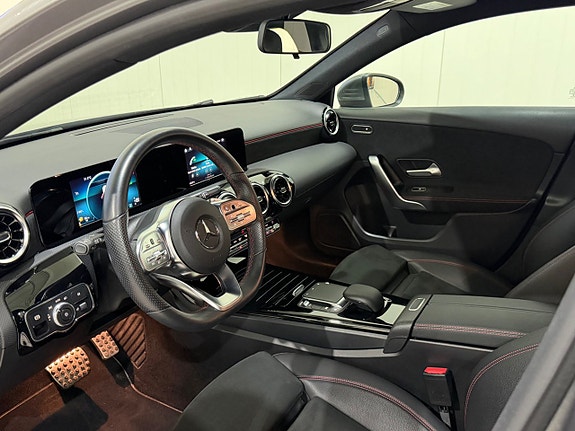 Mercedes-Benz A180 10 of 22