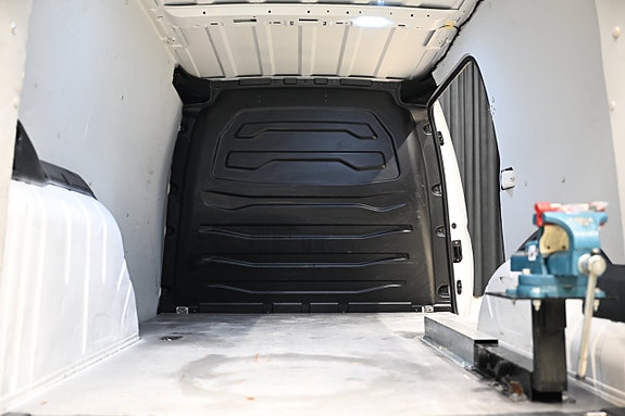 Volkswagen Caddy Maxi 9 of 30