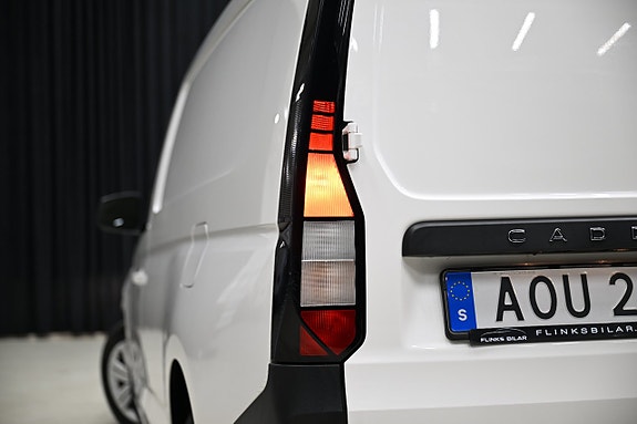 Volkswagen Caddy Maxi 12 of 30