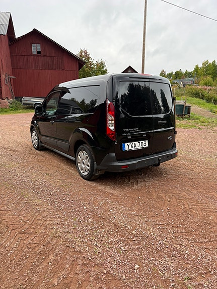 Ford Transit Connect 2 of 6