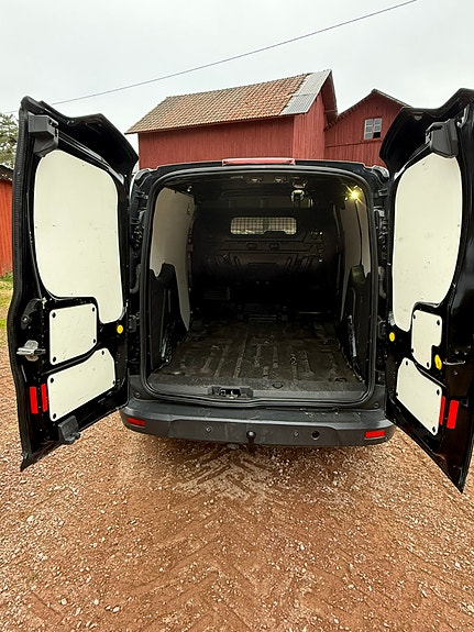 Ford Transit Connect 6 of 6