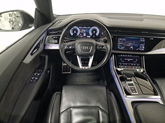 Audi Q8 13 of 30
