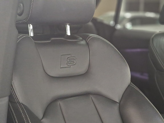 Audi Q8 29 of 30