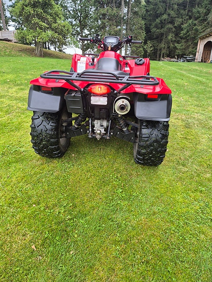 Suzuki Kingquad 3 of 5