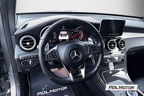 Mercedes-Benz GLC300 de 16 of 18