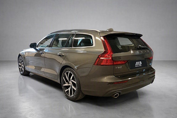 Volvo V60 4 of 15