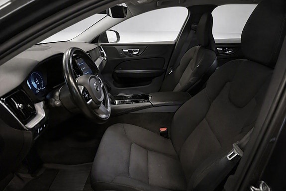 Volvo V60 13 of 15