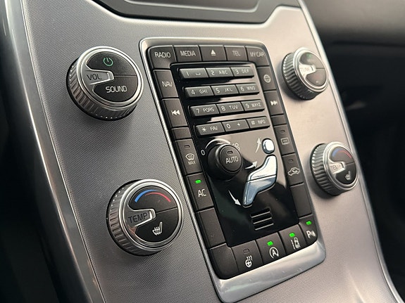 Volvo V70 22 of 30