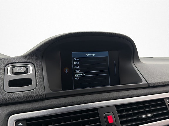 Volvo V70 19 of 30