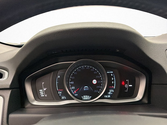Volvo V70 17 of 30