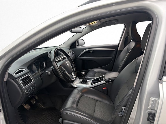 Volvo V70 12 of 30