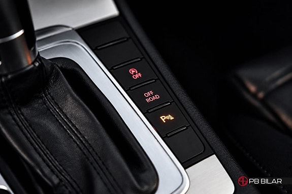 Volkswagen Passat Alltrack 23 of 25