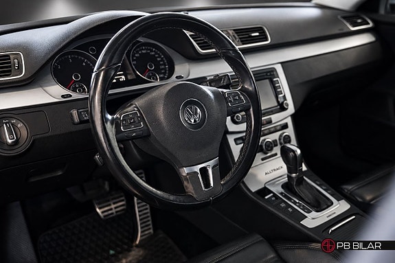 Volkswagen Passat Alltrack 8 of 25