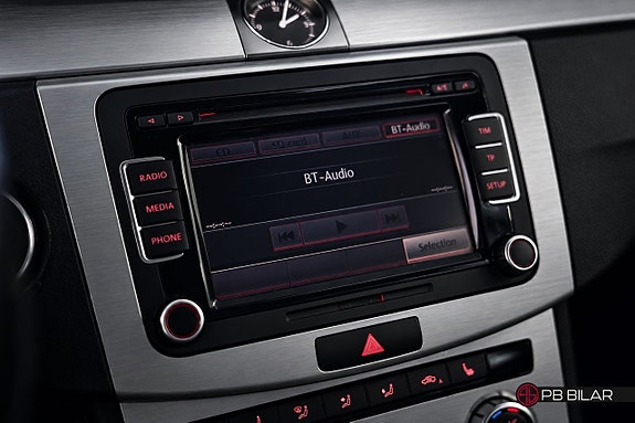 Volkswagen Passat Alltrack 20 of 25