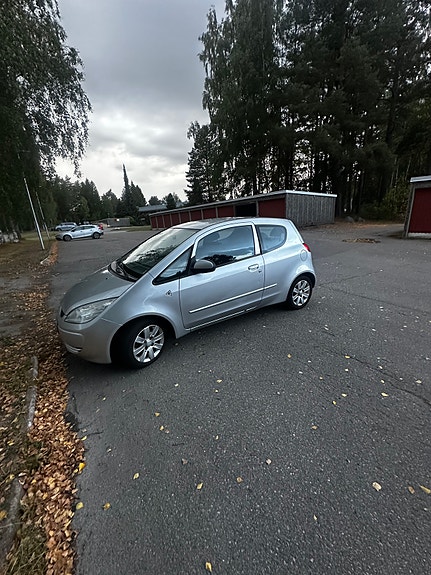 Mitsubishi Colt 5 of 5