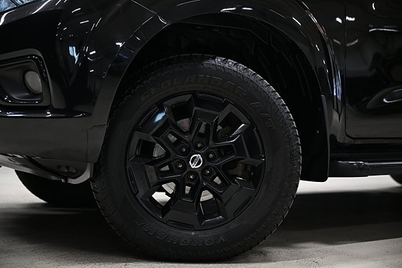 Nissan Navara 10 of 30