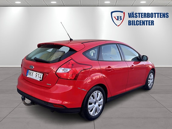 Ford Focus 3 of 9
