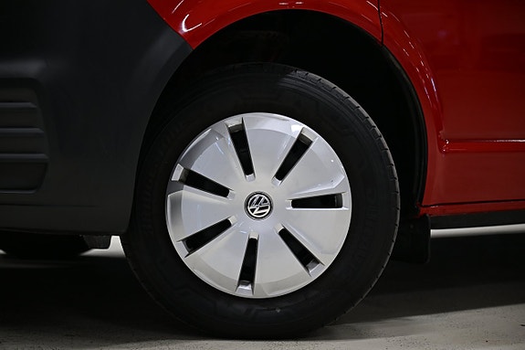 Volkswagen Caravelle 4 of 30