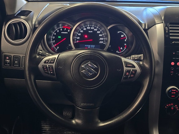 Suzuki Grand Vitara 16 of 24