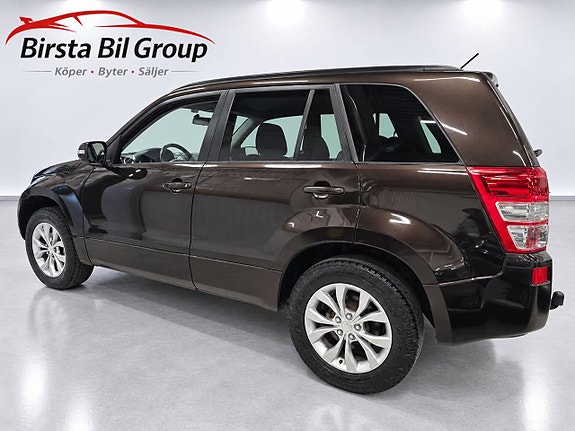 Suzuki Grand Vitara 5 of 24
