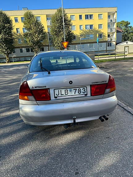Mitsubishi Carisma 3 of 6
