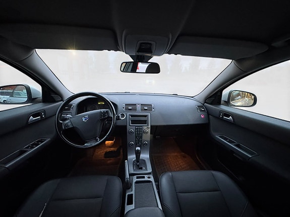 Volvo V50 11 of 12