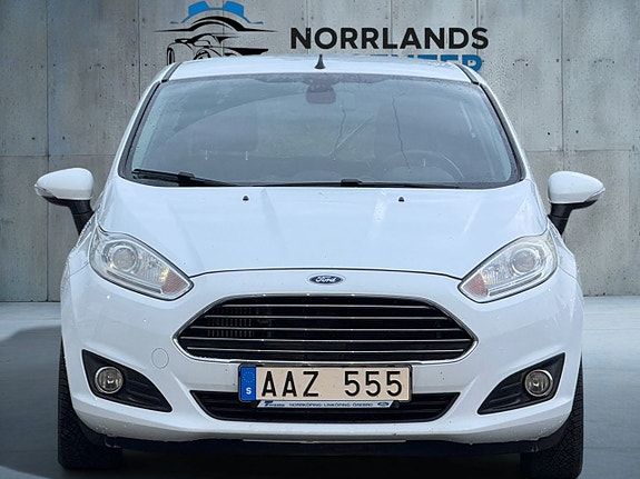 Ford Fiesta 10 of 12