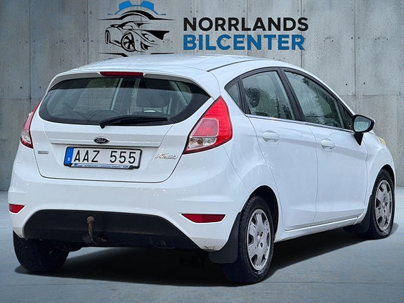 Ford Fiesta 4 of 12